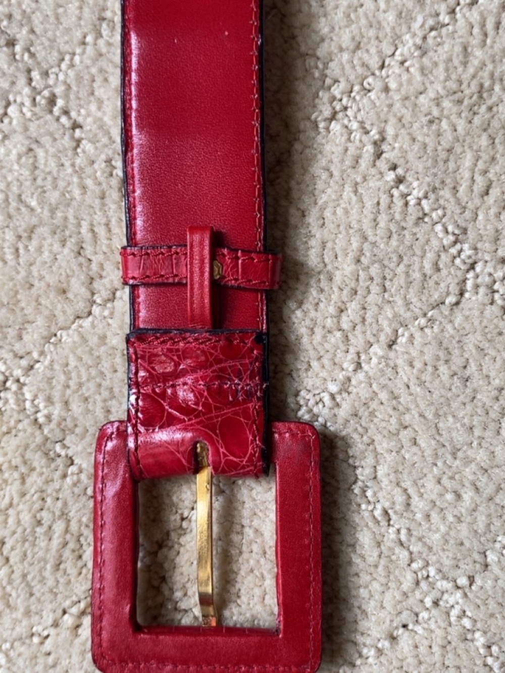 Red Chanel Crocodile Belt - Picture 3 of 7